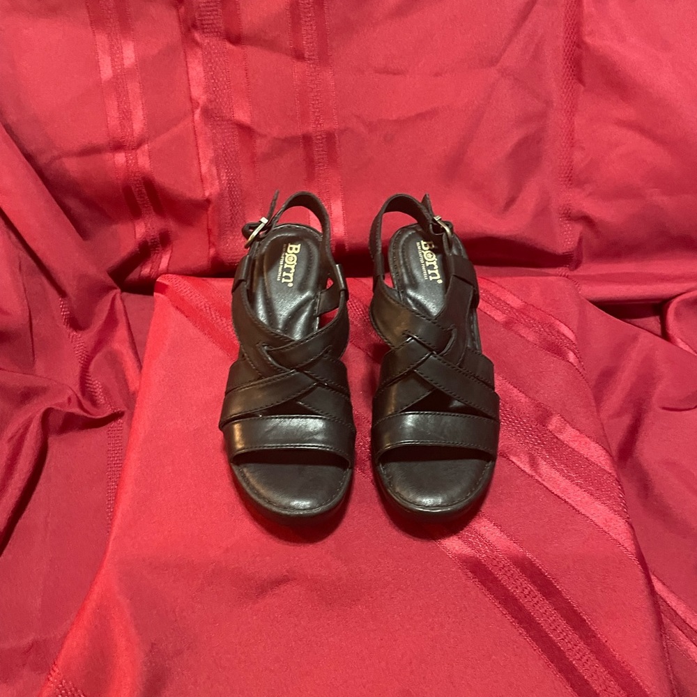 BORN EARVIN PLATFORM SANDAL. Worn once.